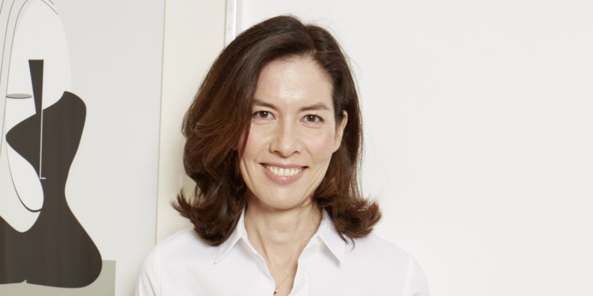 Dr. Caroline Kim